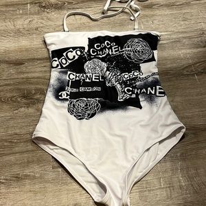 Not authentic Chanel swimming suit can go strapless or has straps